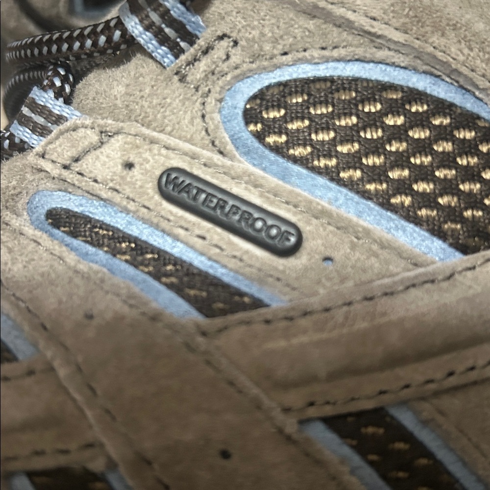 Merrell Shoes - Picture 11 of 11